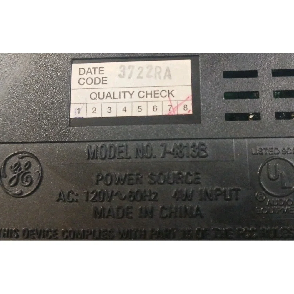 General Electric AM/FM Digital Clock Radio Alarm Clock 7-4813B 120V Tested Works